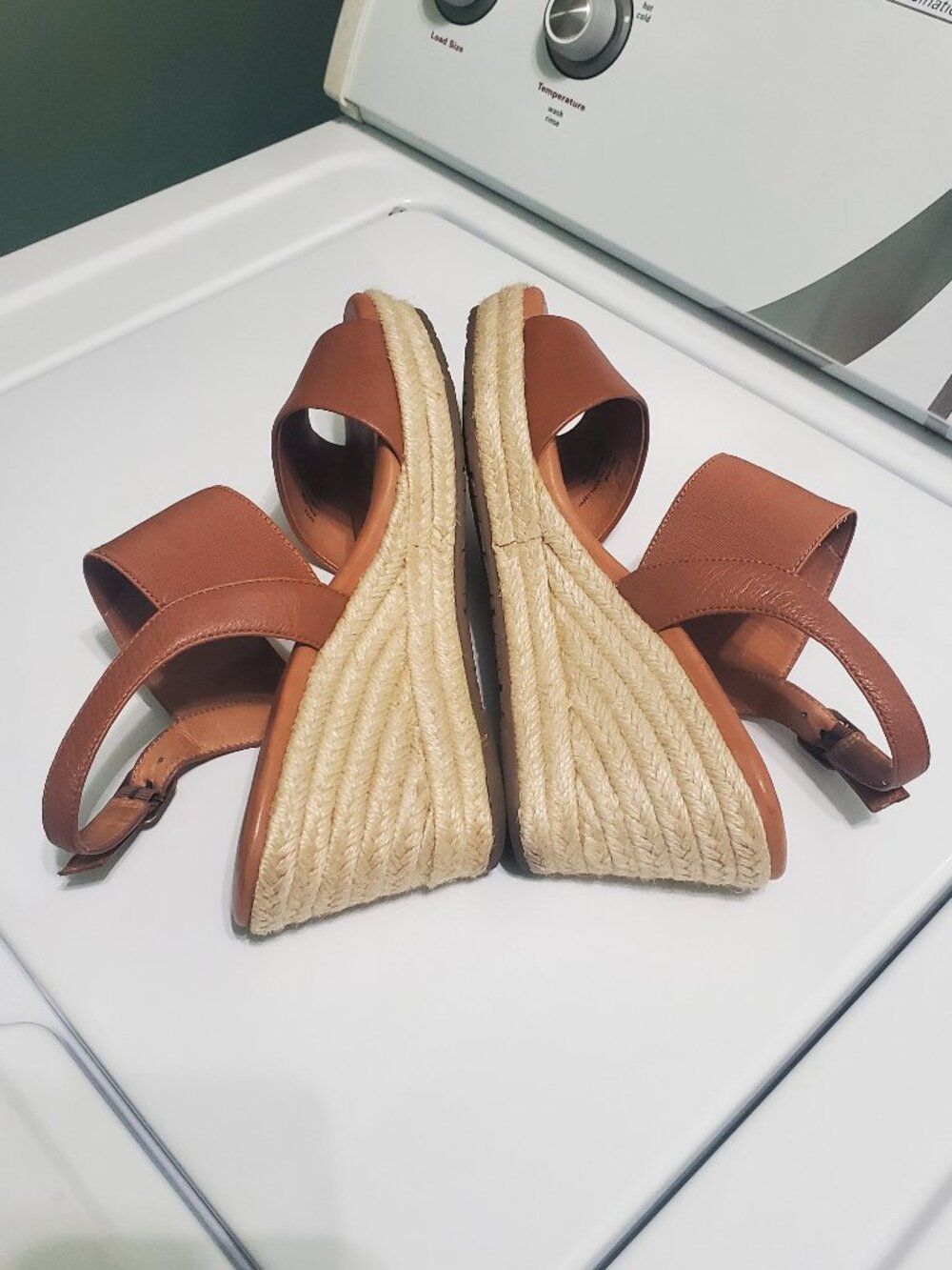Gentle Souls Kara Tan Espadrille Wedge | 8.5 - Picture 6 of 8